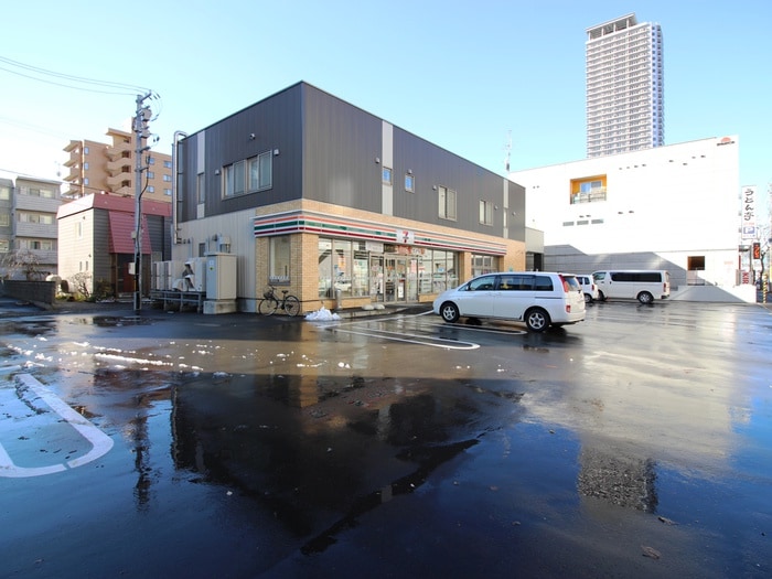 セブンイレブン　琴似3条2丁目店(コンビニ)まで850m サンサ－ラ