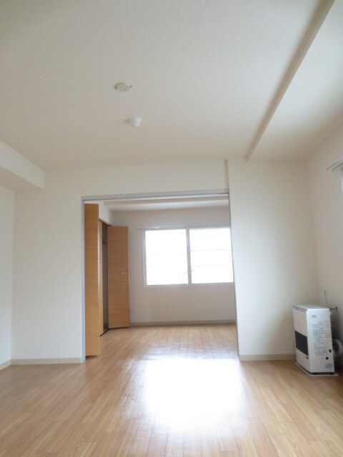 居室 セルマ元町