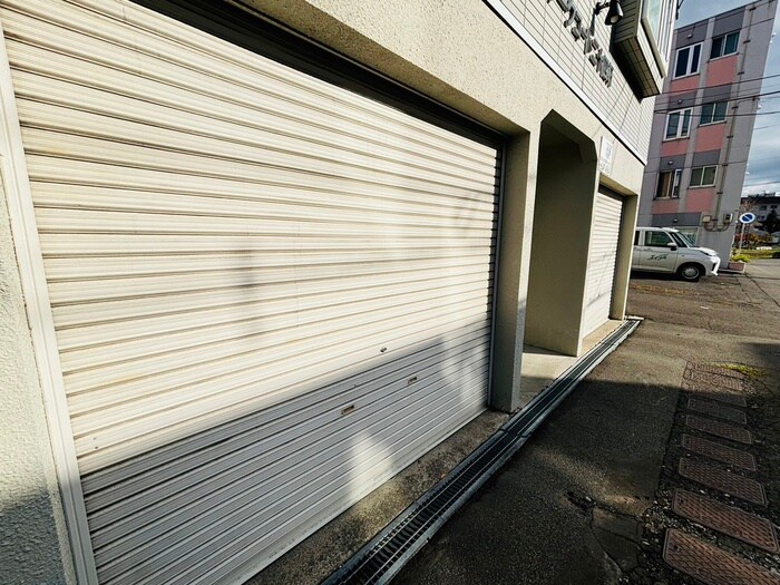 駐車場 ア－クコ－ト二十四軒