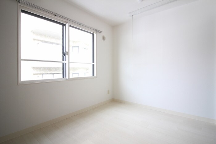 居室 ブランノワ－ル北円山