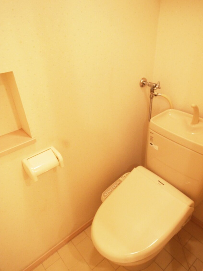 トイレ ＬＥＥ　ＳＰＡＣＥ麻生Ⅱ