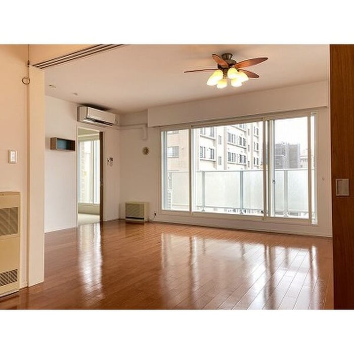 居室 ﾊﾟｰｸﾎｰﾑｽﾞ北4条知事公館前(1005)