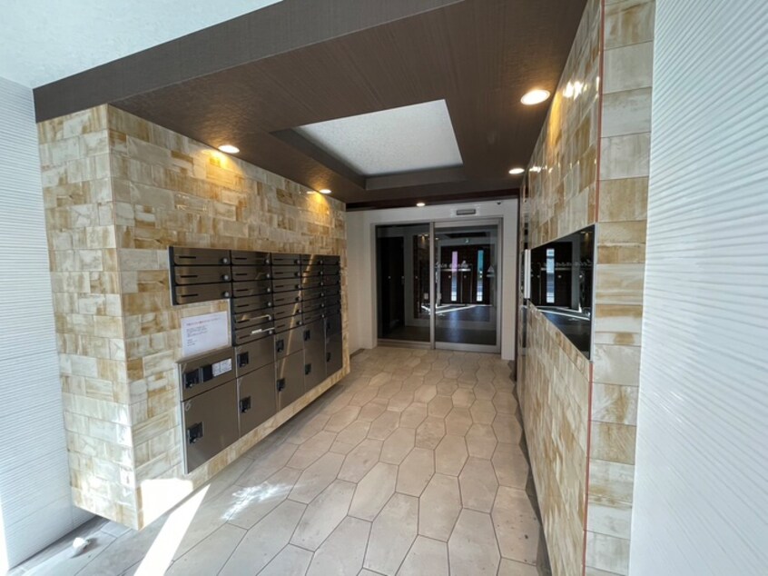 エントランス部分 Leia麻生