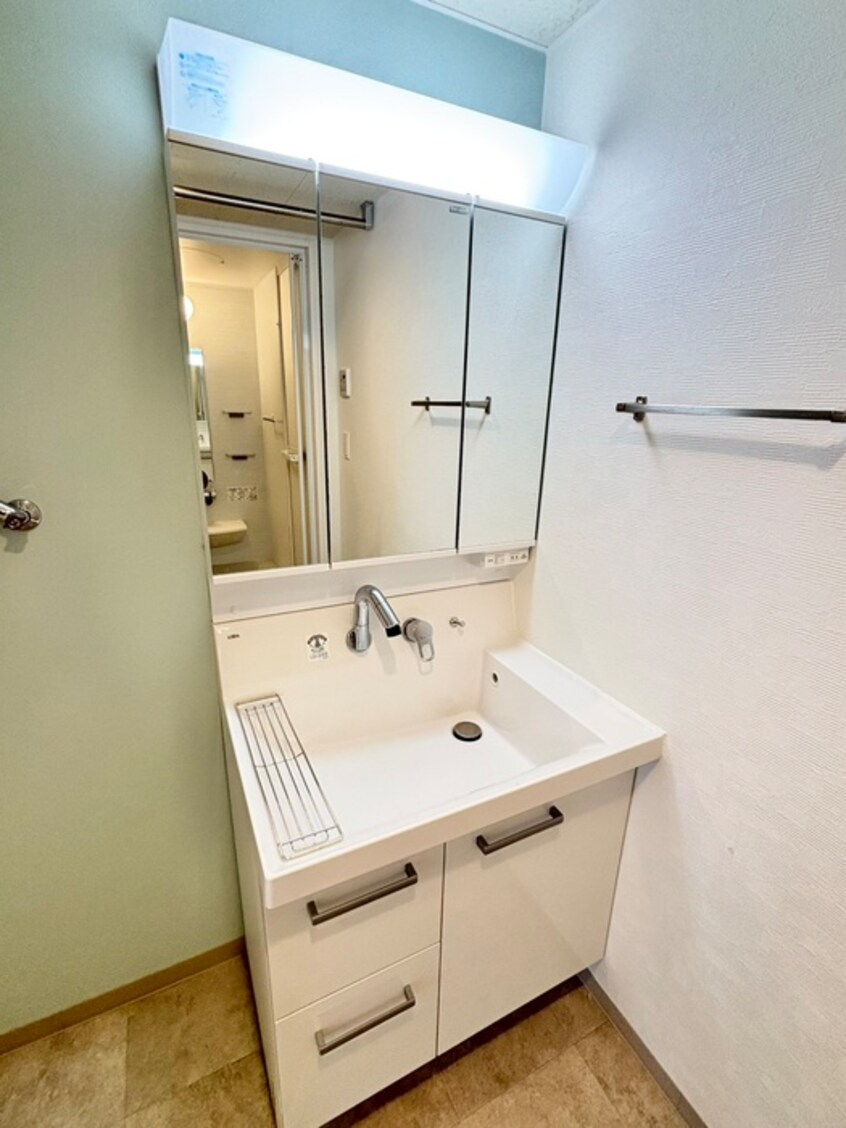 洗面 CRUISE PORT 24St.