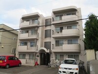 アヴァンティイン伏見