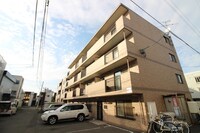 ラ・アムール栄通