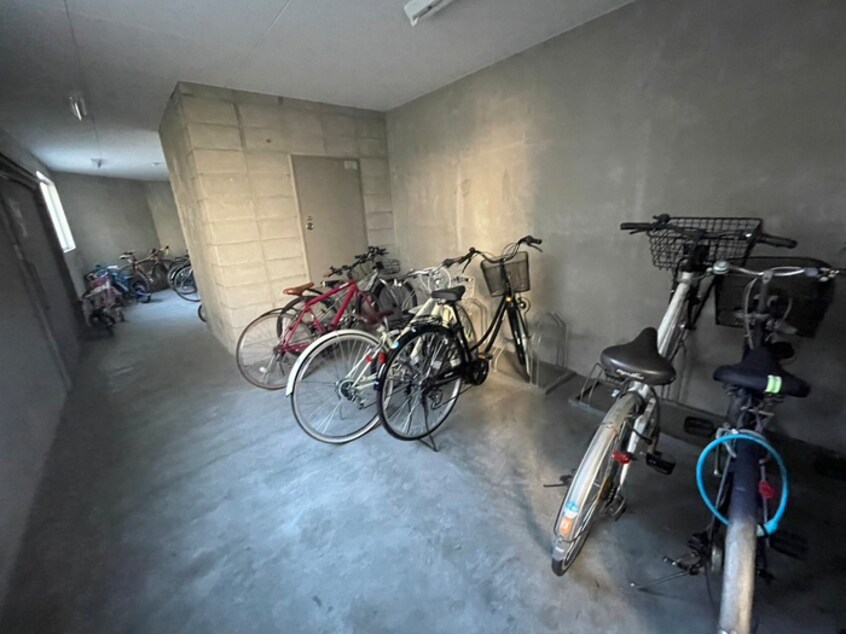 駐輪場 ガ－ネットハイツ菊水