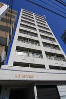 第８１松井ビルの外観