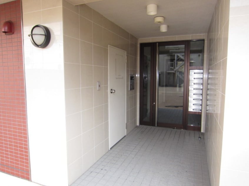 エントランス部分 ジェ－ドコ－ト