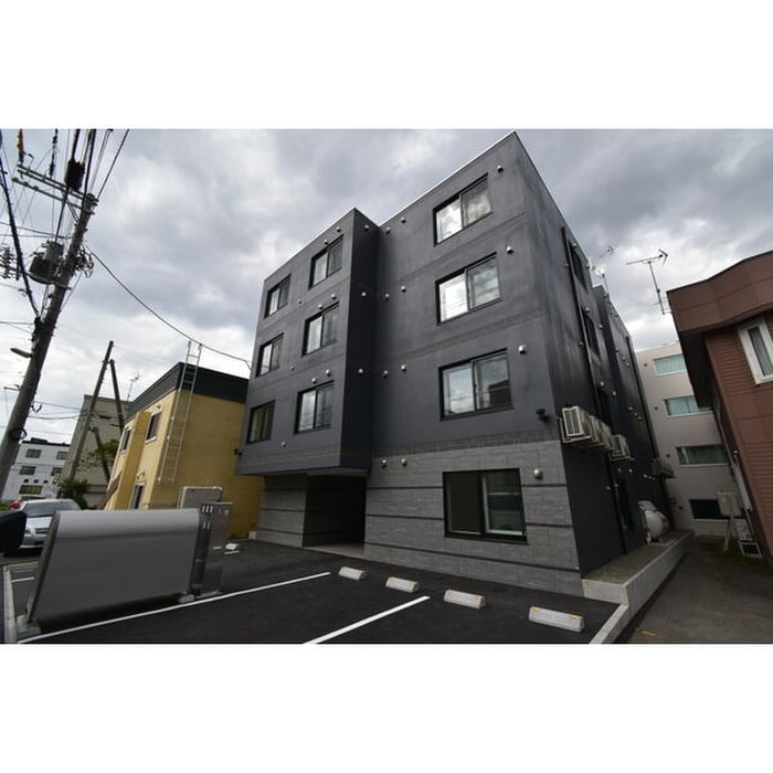 外観写真 ラグジースペース南郷