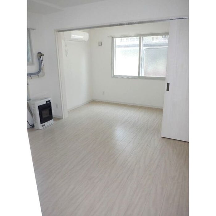 居室 ラフィーネ南15条