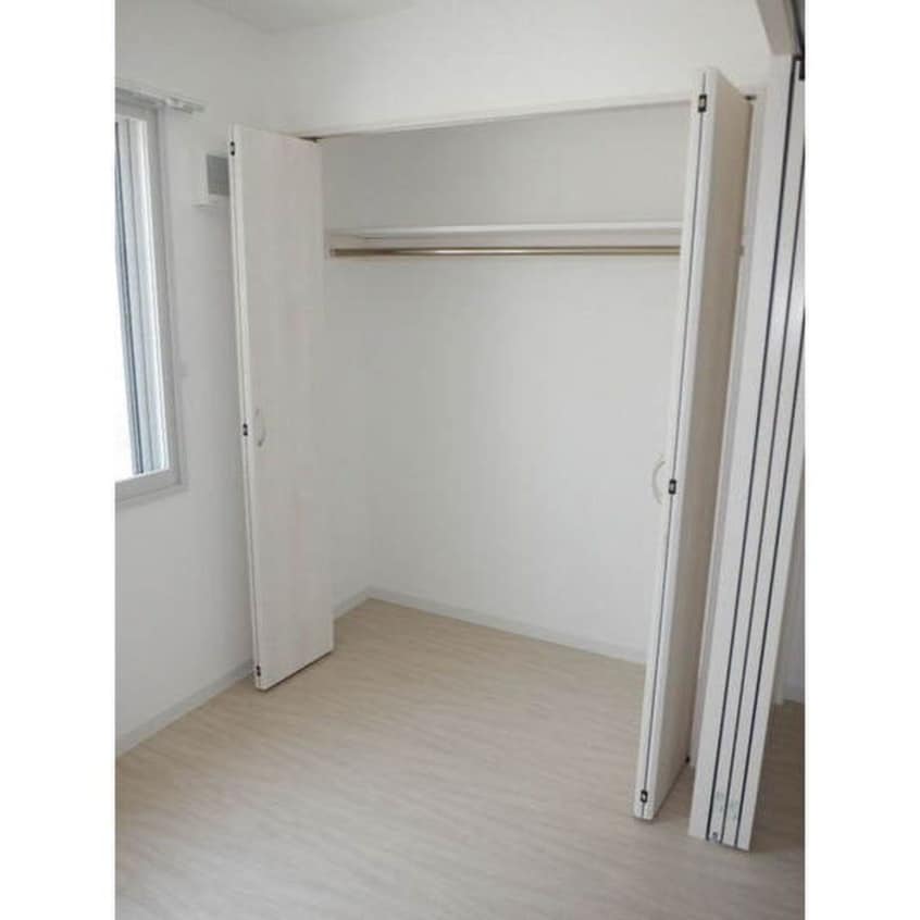 収納 ラフィーネ南15条