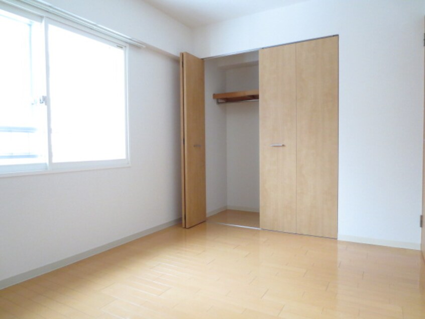 居室 ビッグパレス南１２条