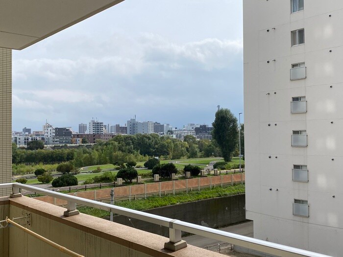 室内からの展望 ビッグパレス南１２条