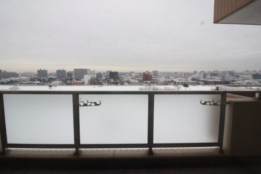 室内からの展望 ビッグパレス南１２条