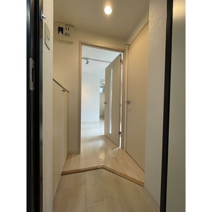 玄関 ポムベ－ルメゾン