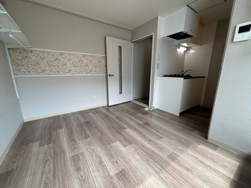 居室 Ｔ－ＲＯＵＴＥ菊水