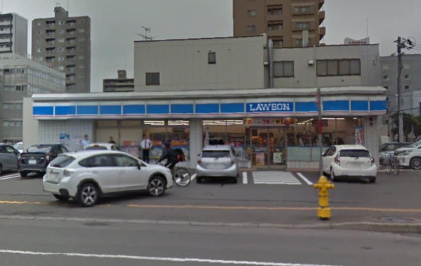 ローソン(コンビニ)まで587m メディオフラム札幌
