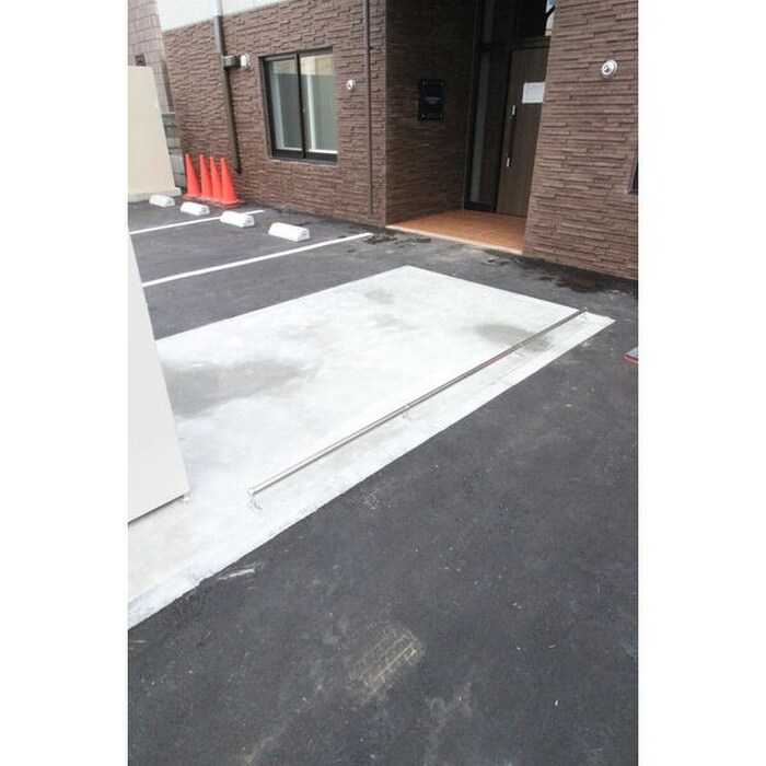 駐輪場 Crea Maison発寒南East