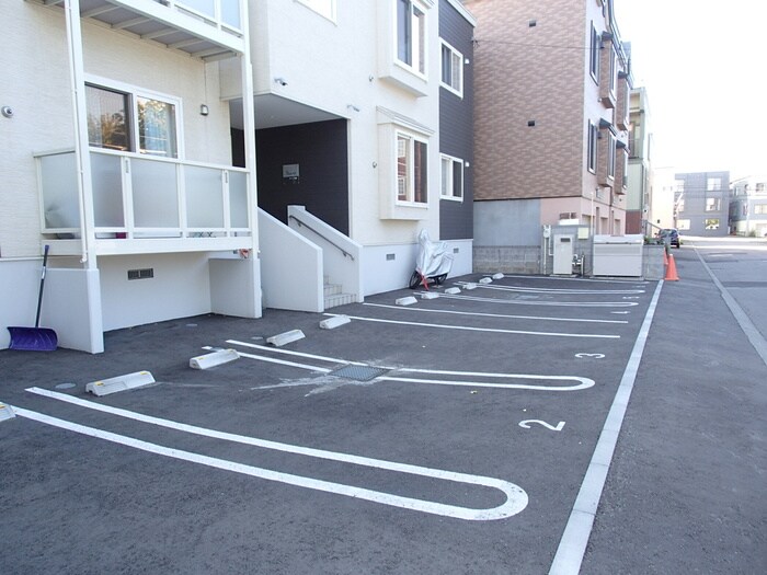 駐車場 フィーノ美園