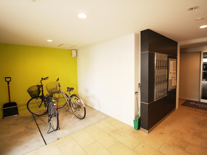 駐輪場 Splendor Nord20