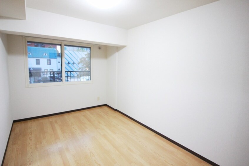 居室 フォ－シ－ンＢＬＤ