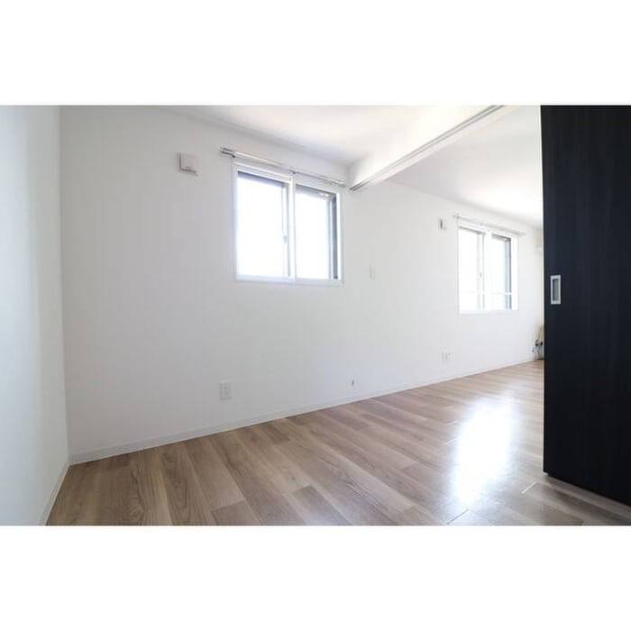 居室 ﾍﾞﾙｺｰﾄ西野