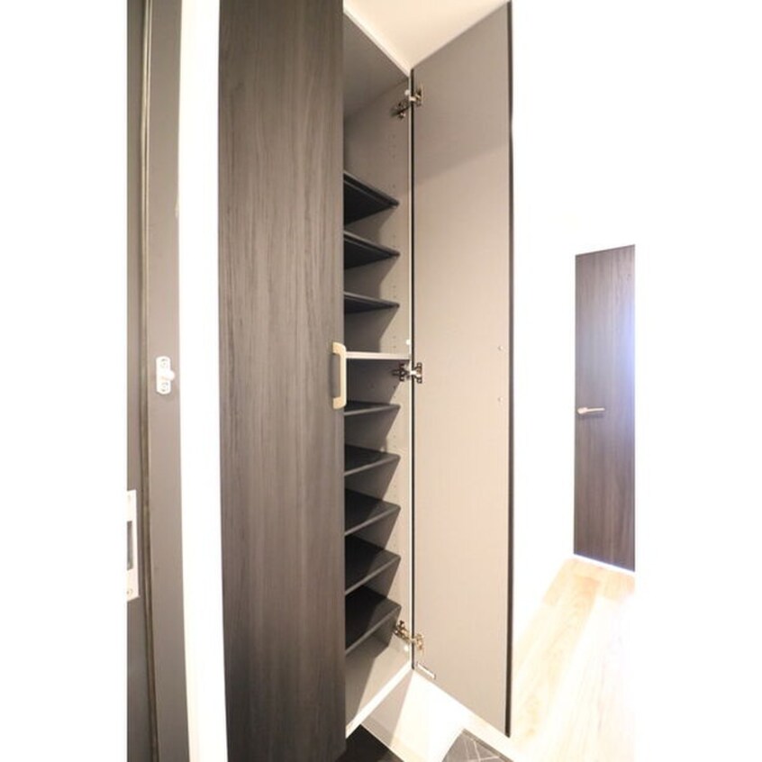 靴箱 ﾍﾞﾙｺｰﾄ西野