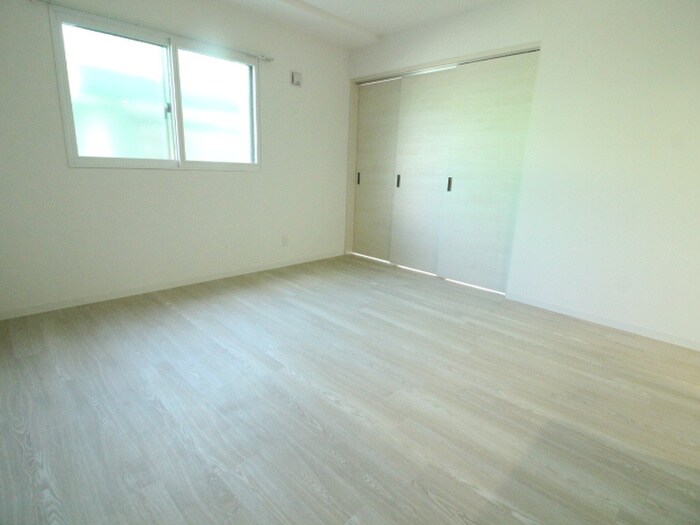 居室 プリヴィエール美園