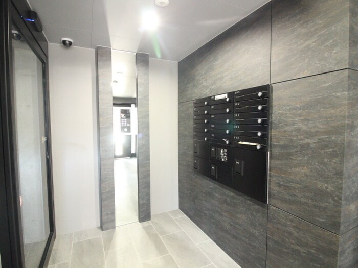 エントランス部分 プリヴィエール美園