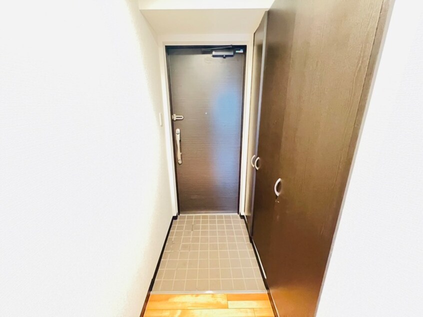 玄関 ブリ－ズＮ４１