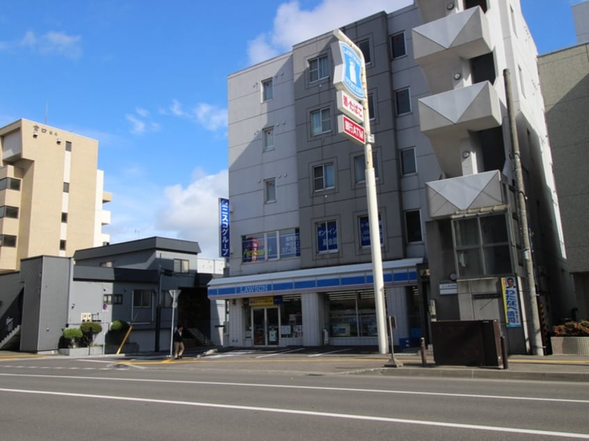 ローソン(コンビニ)まで400m クリスタルガーデン栄町