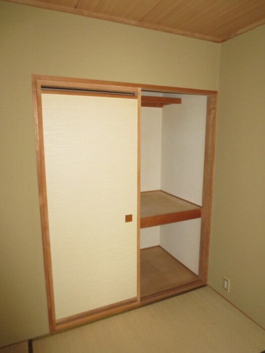 収納 エクレール羊が丘