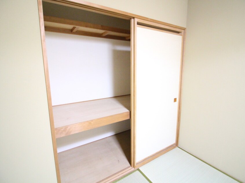 収納 エクレール羊が丘