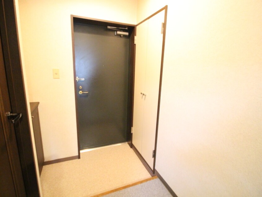 玄関 エクレール羊が丘