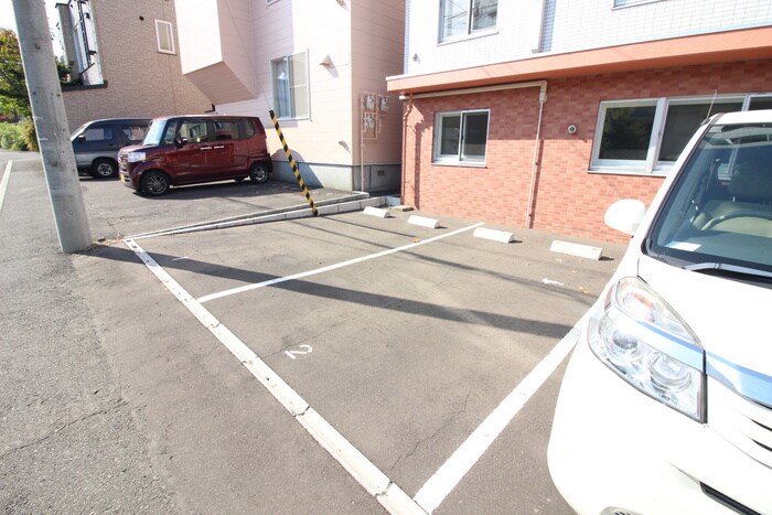 駐車場 ノースレジデンス南郷