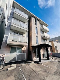 トゥモロー栄通