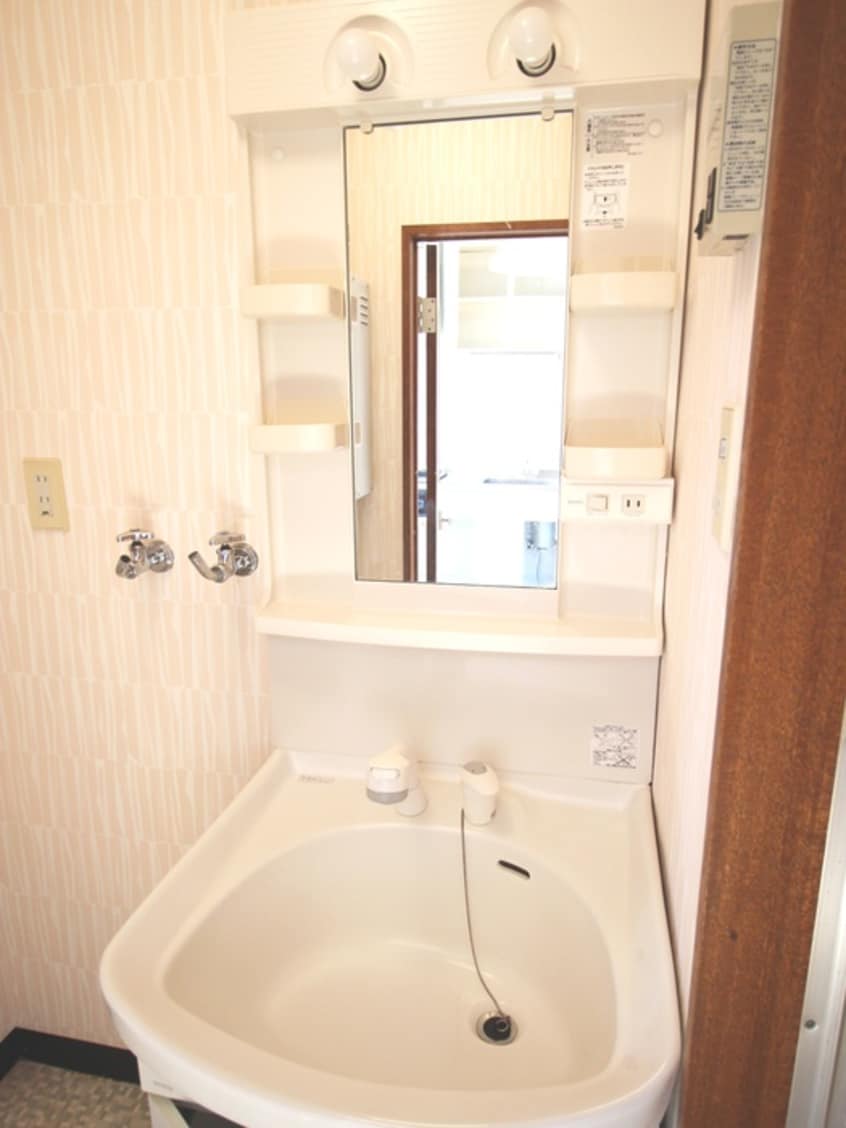 洗面 ロックビレッジ２３(2F・3F)