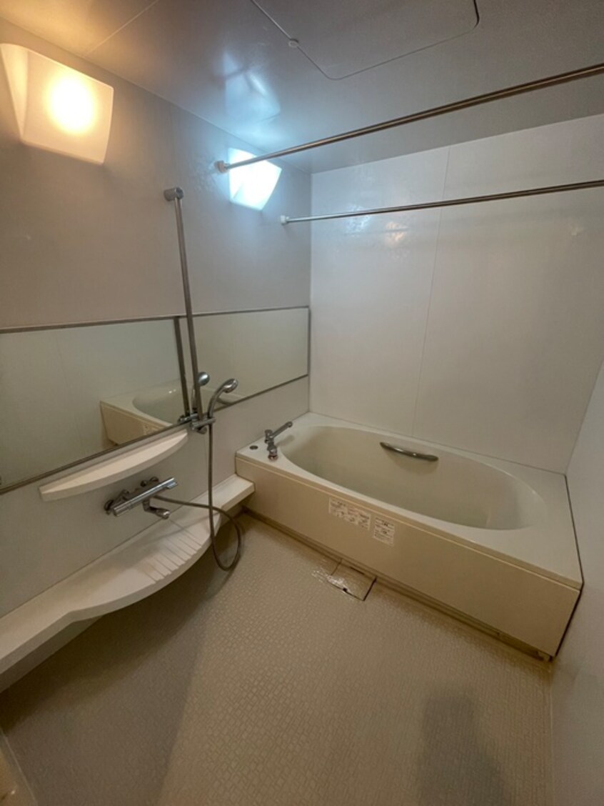 バス／シャワールーム等 ＩＮＦＩＮＩＴＹ