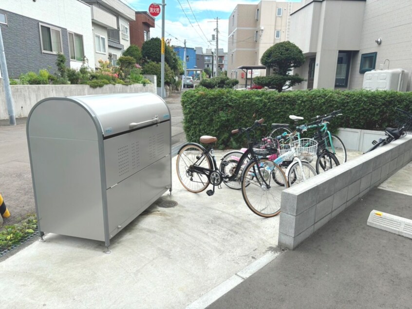 駐輪場 Ｙｓ　ＴＳＵＫＩＳＡＭＵ