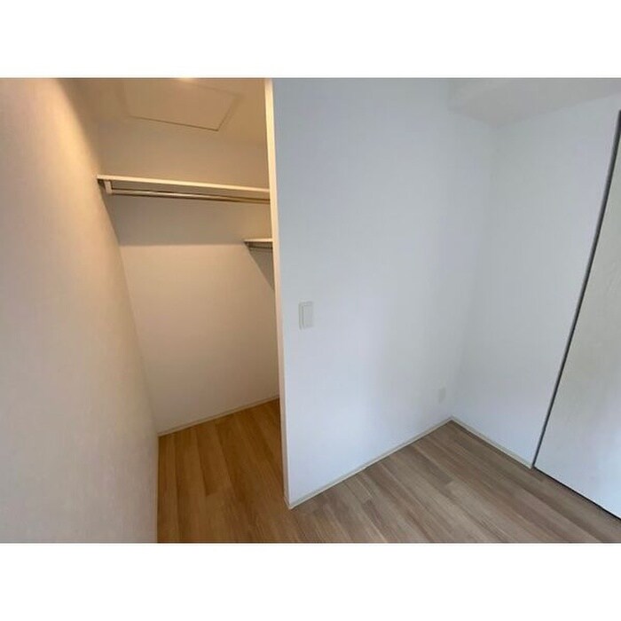 居室 Ｙｓ　ＴＳＵＫＩＳＡＭＵ