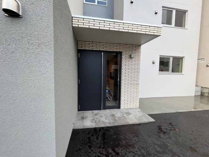 エントランス部分 Livease　Hassamu