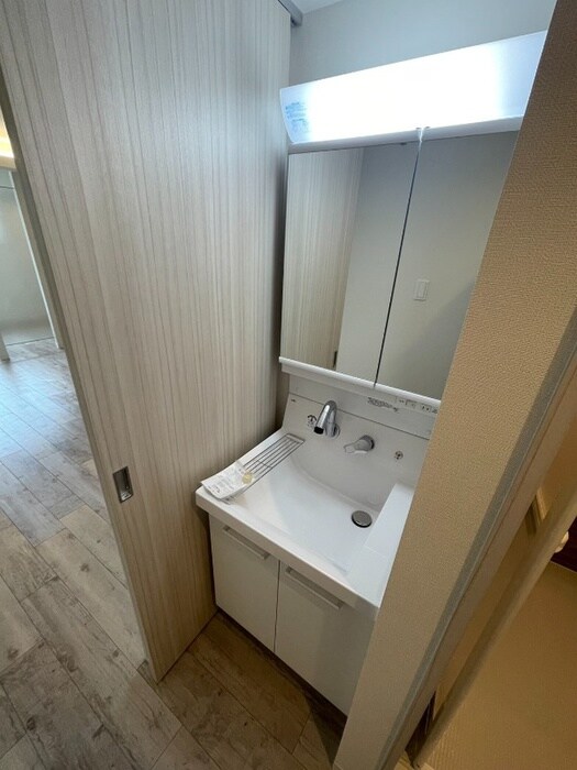 洗面 Livease　Hassamu