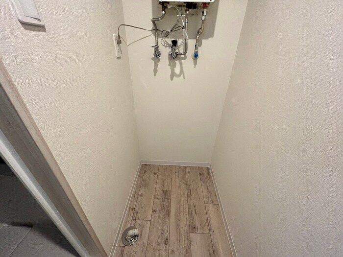 洗濯機置場 Livease　Hassamu