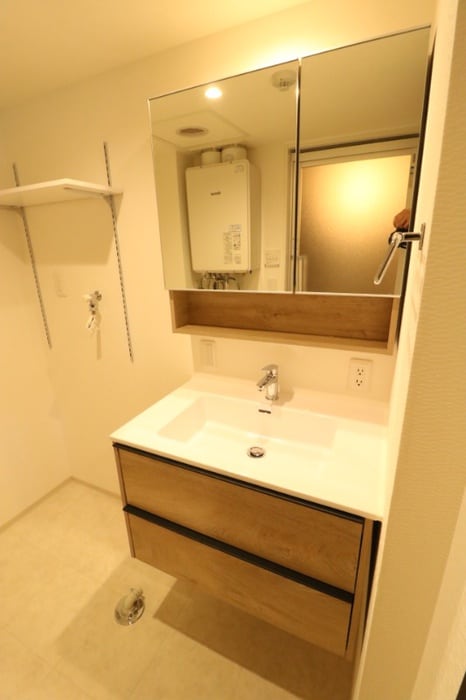 洗面 8　3W2（ａ）HACHI　SANWESTNY