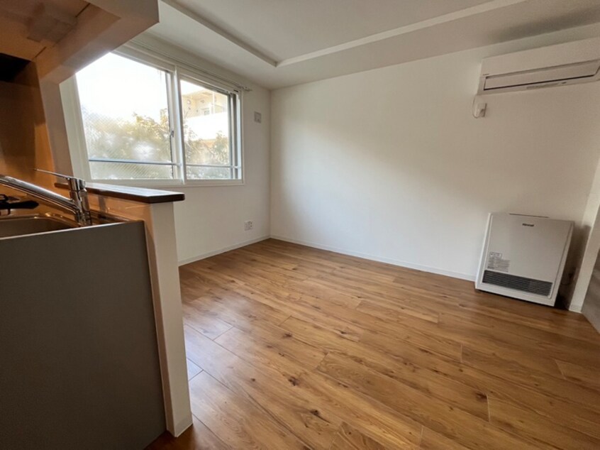 居室 BASE　TSUKISAMU