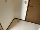 洗濯機置場 クレセント土樋