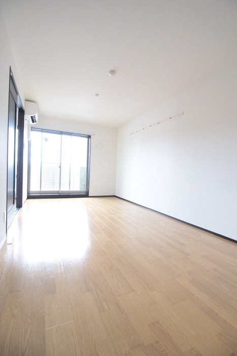 居室 サゥーヂビバ荒井