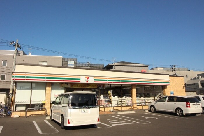 セブン-イレブン 仙台泉中央２丁目店(コンビニ)まで180m ラスティア泉中央