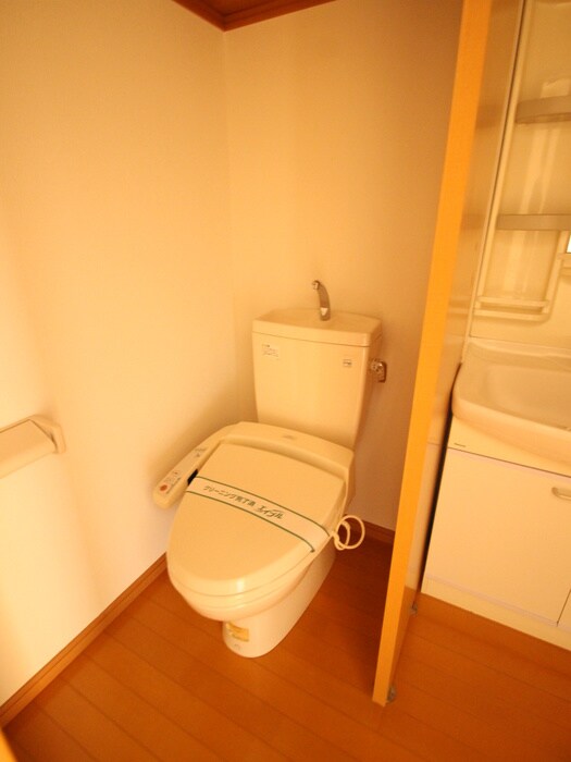 トイレ フラット小松島
